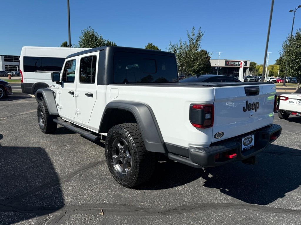 Jeep Gladiator Vehicle Full-screen Gallery Image 04