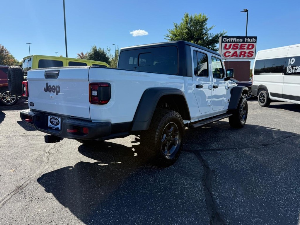 Jeep Gladiator Vehicle Full-screen Gallery Image 06