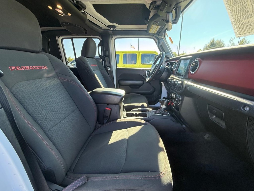 Jeep Gladiator Vehicle Full-screen Gallery Image 09