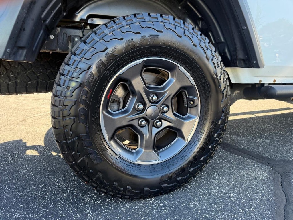 Jeep Gladiator Vehicle Full-screen Gallery Image 10