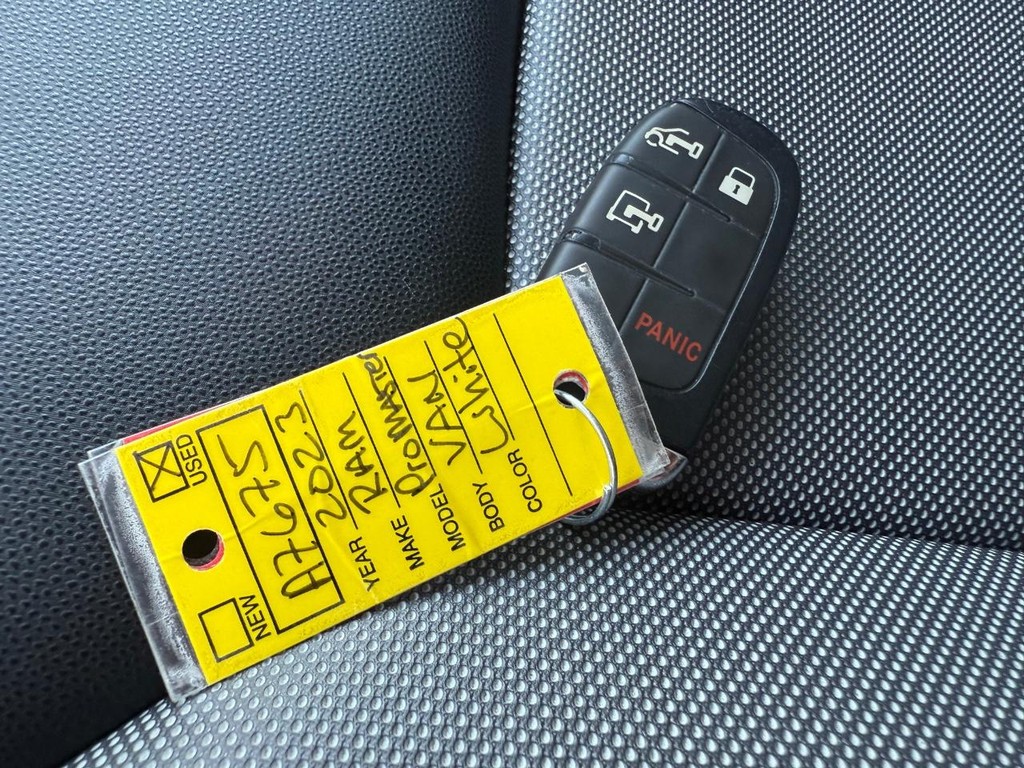 Ram ProMaster Cargo Van Vehicle Full-screen Gallery Image 23