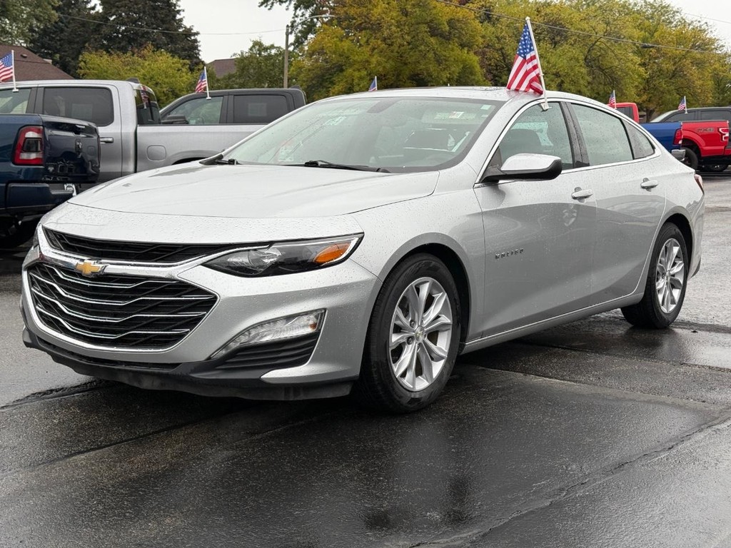 Chevrolet Malibu Vehicle Full-screen Gallery Image 09