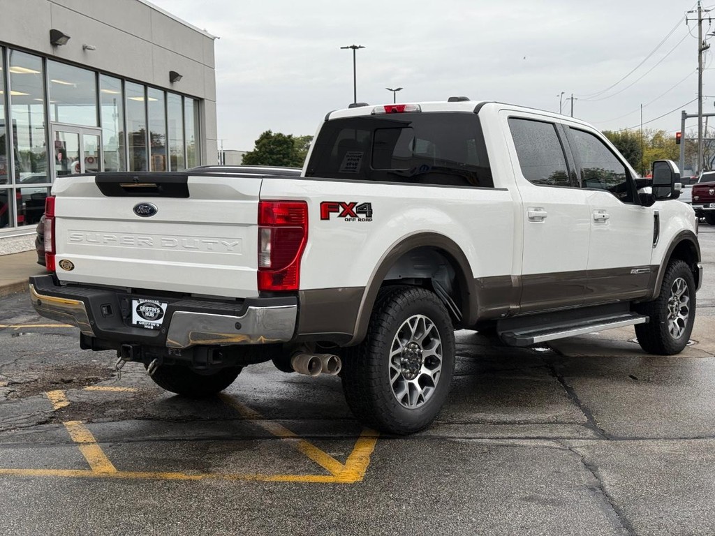 Ford Super Duty F-250 SRW Vehicle Full-screen Gallery Image 04