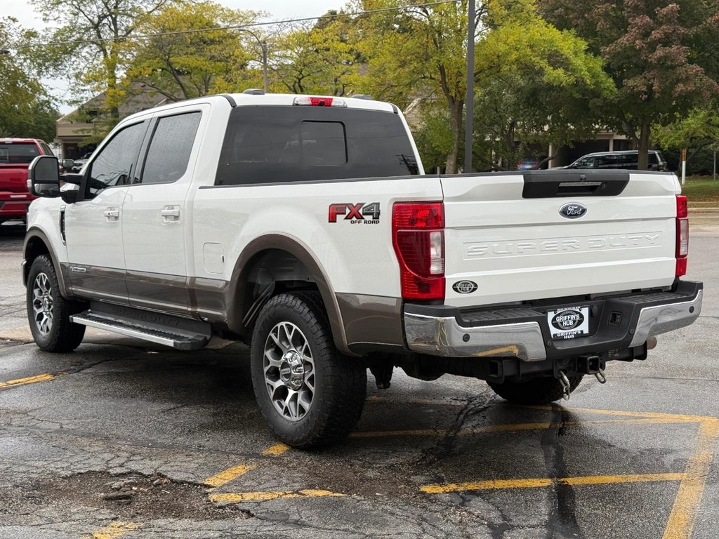 Ford Super Duty F-250 SRW Vehicle Full-screen Gallery Image 06