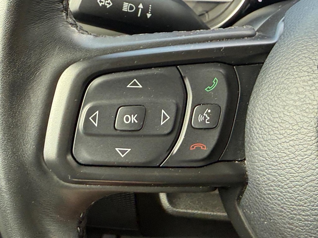 Jeep Gladiator Vehicle Full-screen Gallery Image 15