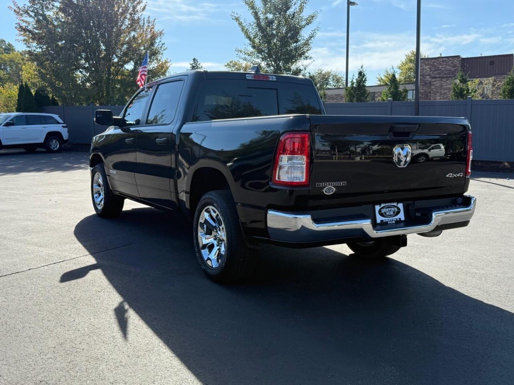 Ram 1500 Vehicle Full-screen Gallery Image 04