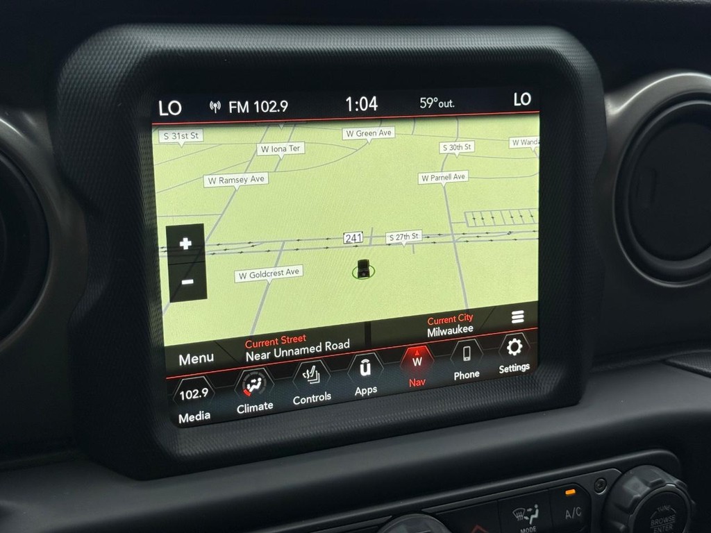 Jeep Gladiator Vehicle Full-screen Gallery Image 18