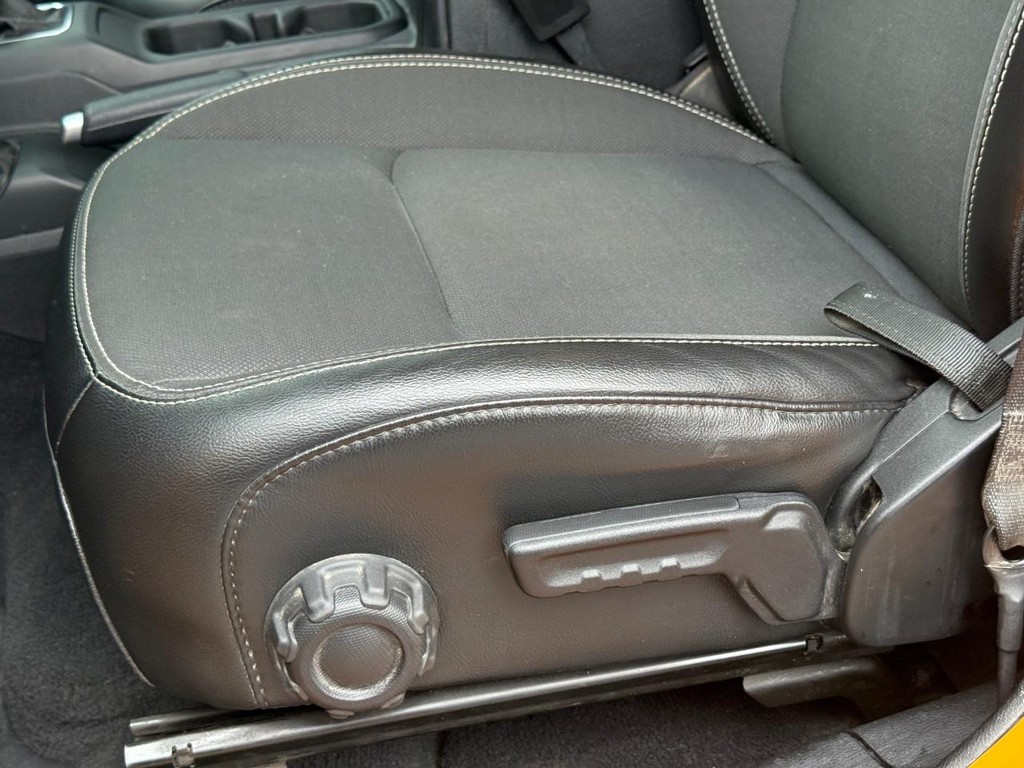 Jeep Gladiator Vehicle Full-screen Gallery Image 27