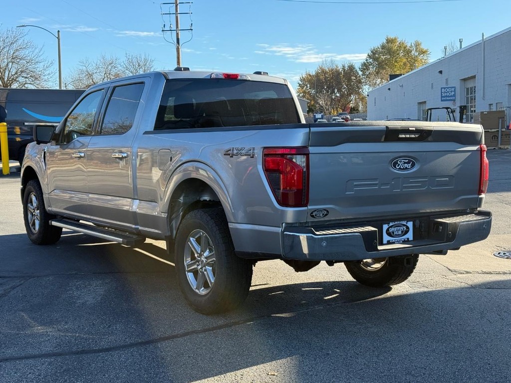 Ford F-150 Vehicle Full-screen Gallery Image 06
