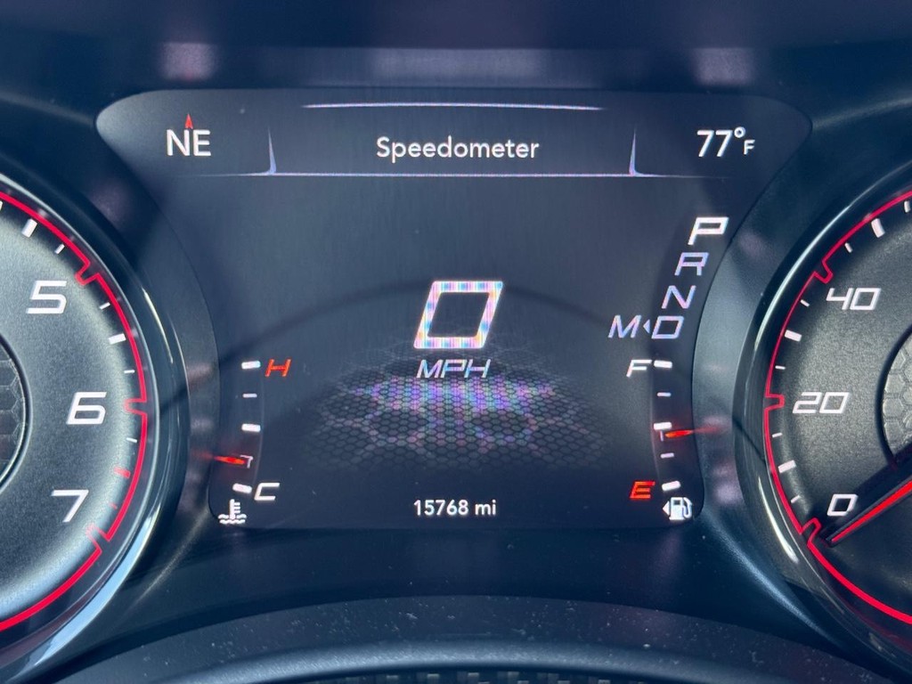 Dodge Charger Vehicle Full-screen Gallery Image 23