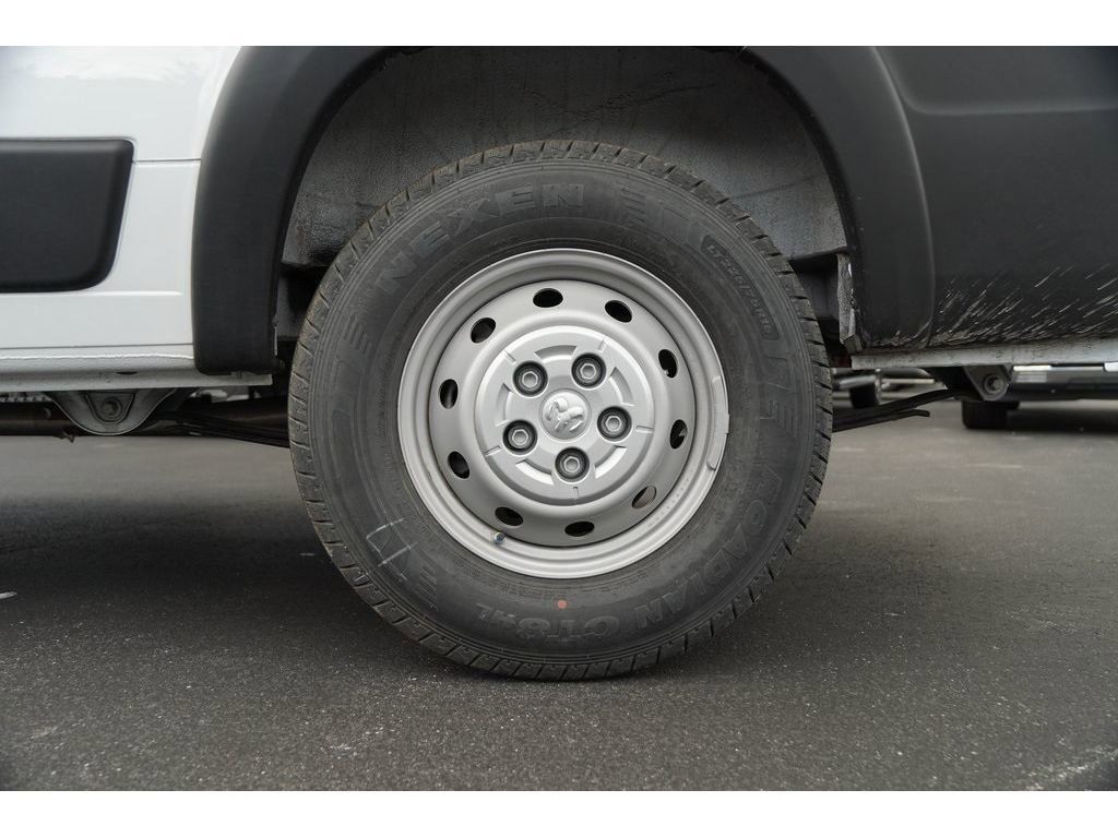 Ram ProMaster Window Van Vehicle Full-screen Gallery Image 06