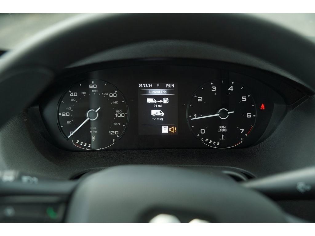 Ram ProMaster Window Van Vehicle Full-screen Gallery Image 14