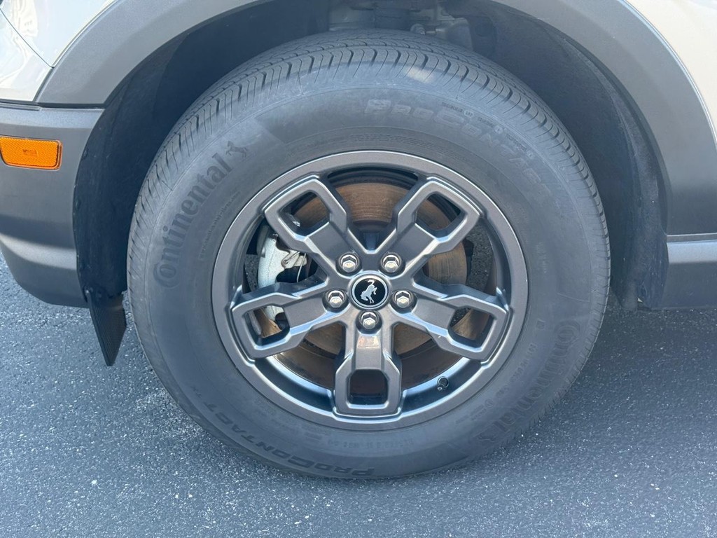 Ford Bronco Sport Vehicle Full-screen Gallery Image 08