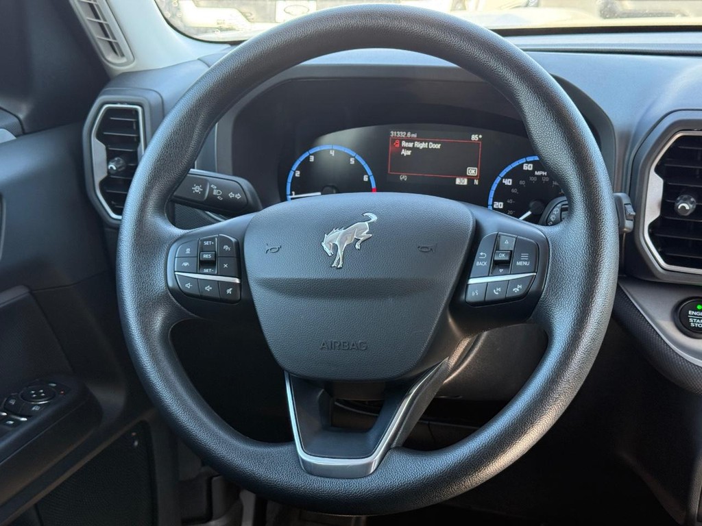 Ford Bronco Sport Vehicle Full-screen Gallery Image 13