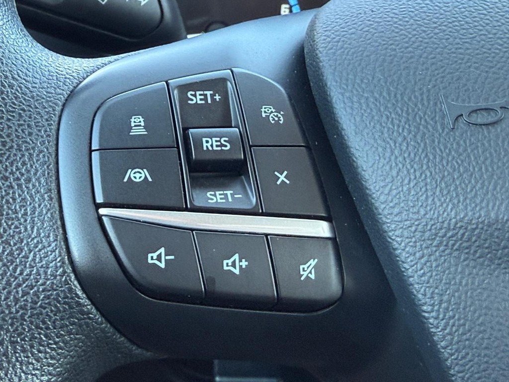 Ford Bronco Sport Vehicle Full-screen Gallery Image 14