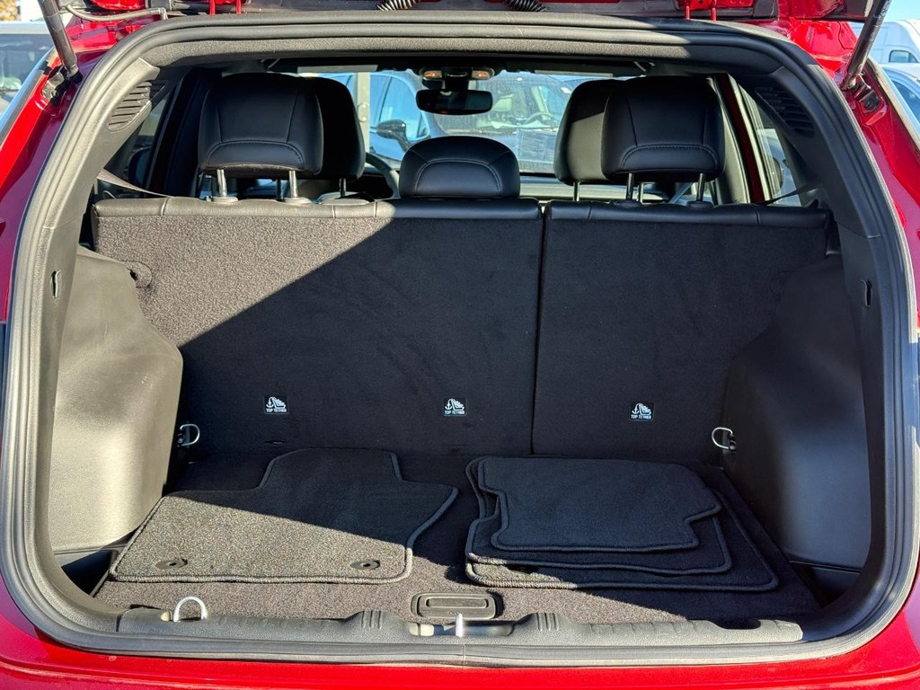 Jeep Compass Vehicle Full-screen Gallery Image 07