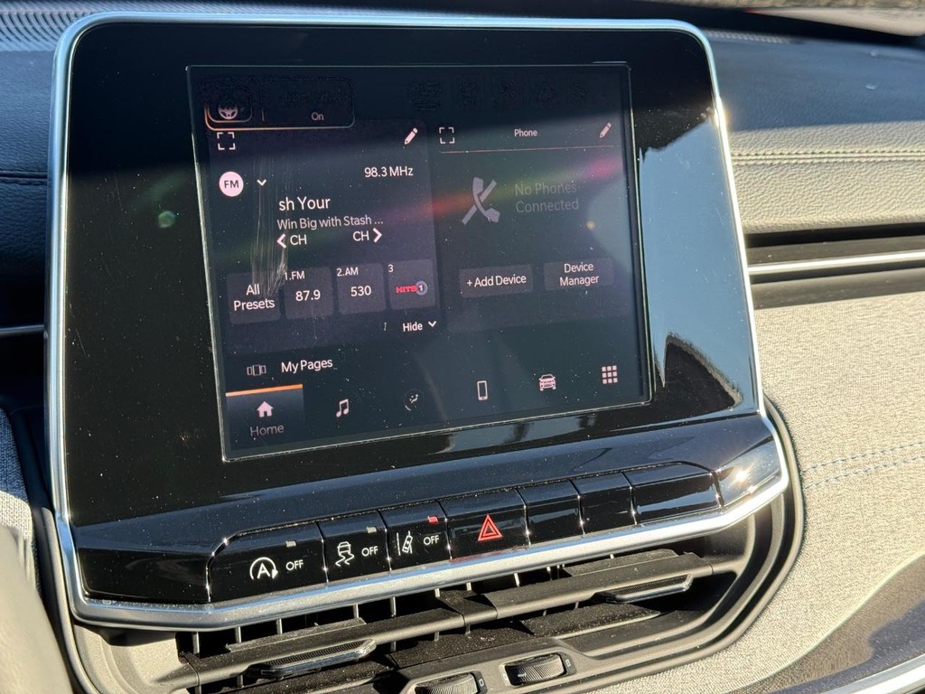 Jeep Compass Vehicle Full-screen Gallery Image 17