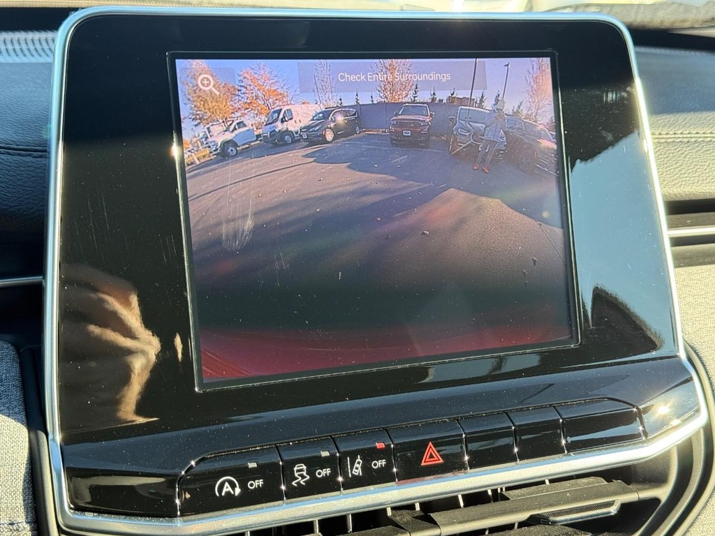 Jeep Compass Vehicle Full-screen Gallery Image 18