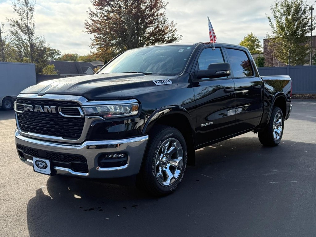 Ram 1500 Vehicle Full-screen Gallery Image 10