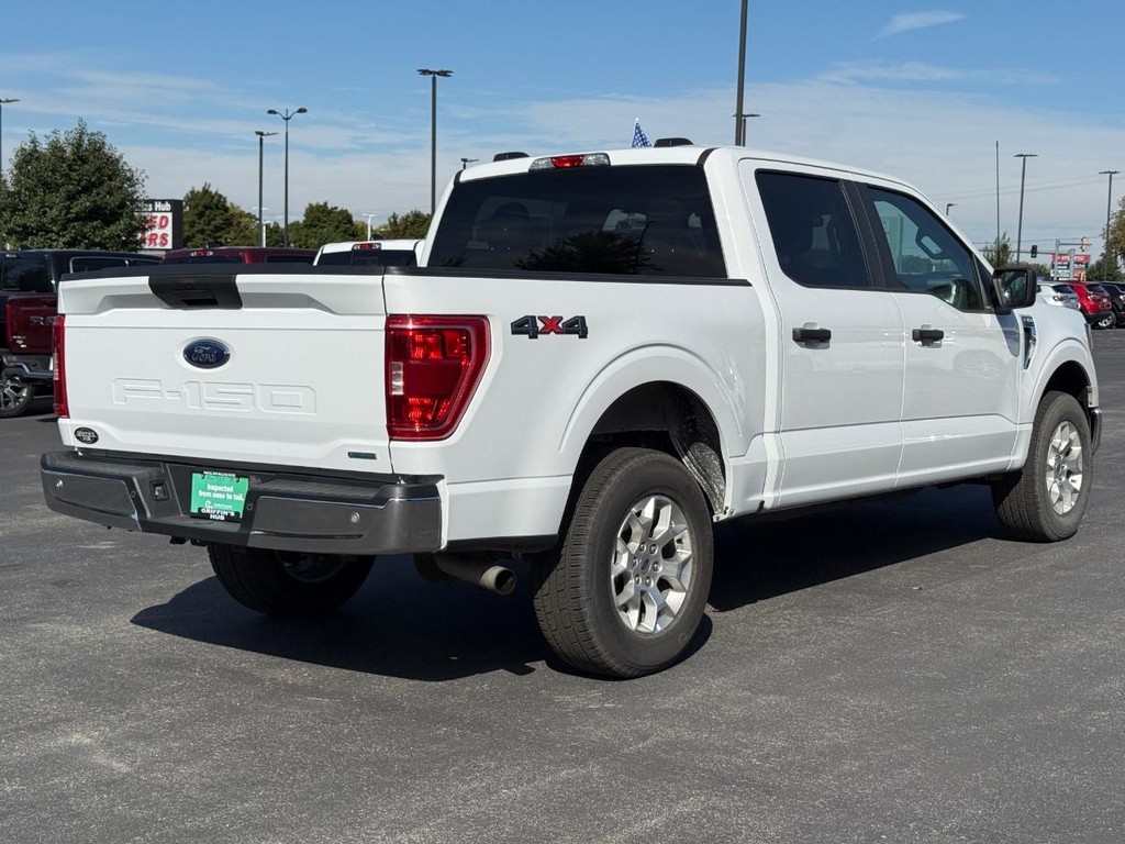 Ford F-150 Vehicle Full-screen Gallery Image 04