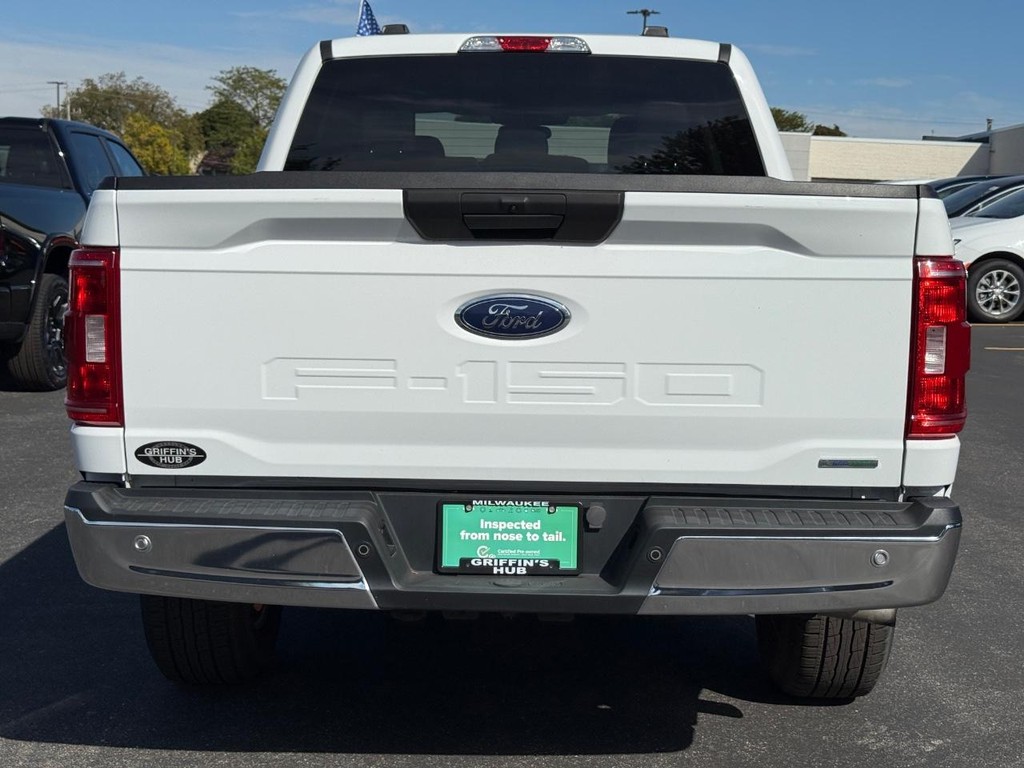 Ford F-150 Vehicle Full-screen Gallery Image 05