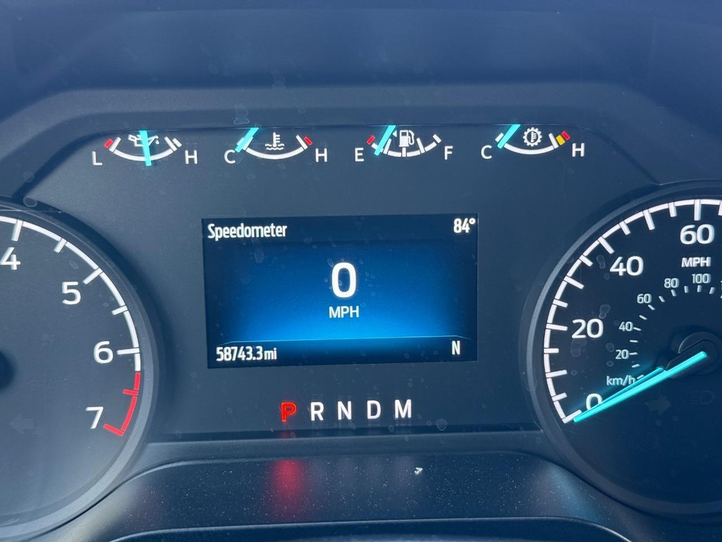 Ford F-150 Vehicle Full-screen Gallery Image 23