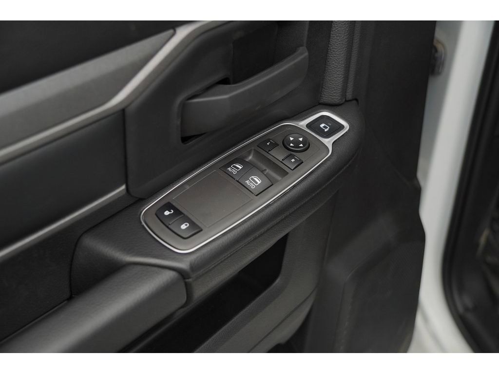 Ram 4500 Chassis Cab Vehicle Full-screen Gallery Image 07