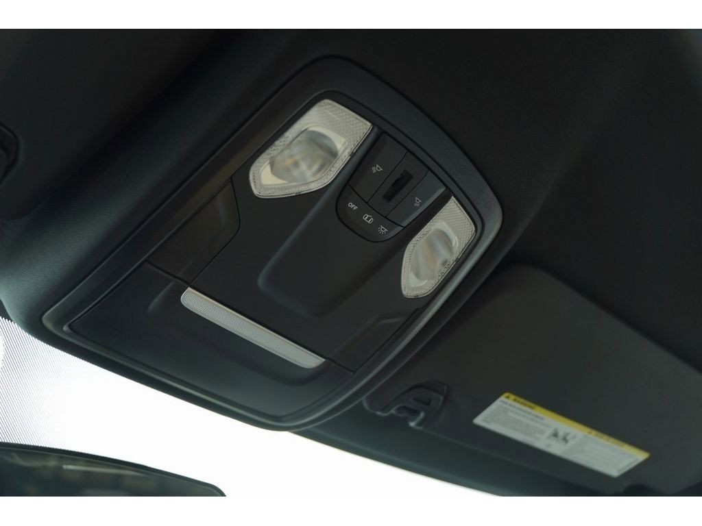 Ram 4500 Chassis Cab Vehicle Full-screen Gallery Image 12