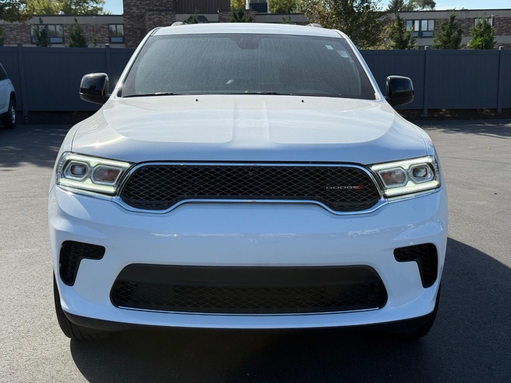 Dodge Durango Vehicle Full-screen Gallery Image 10