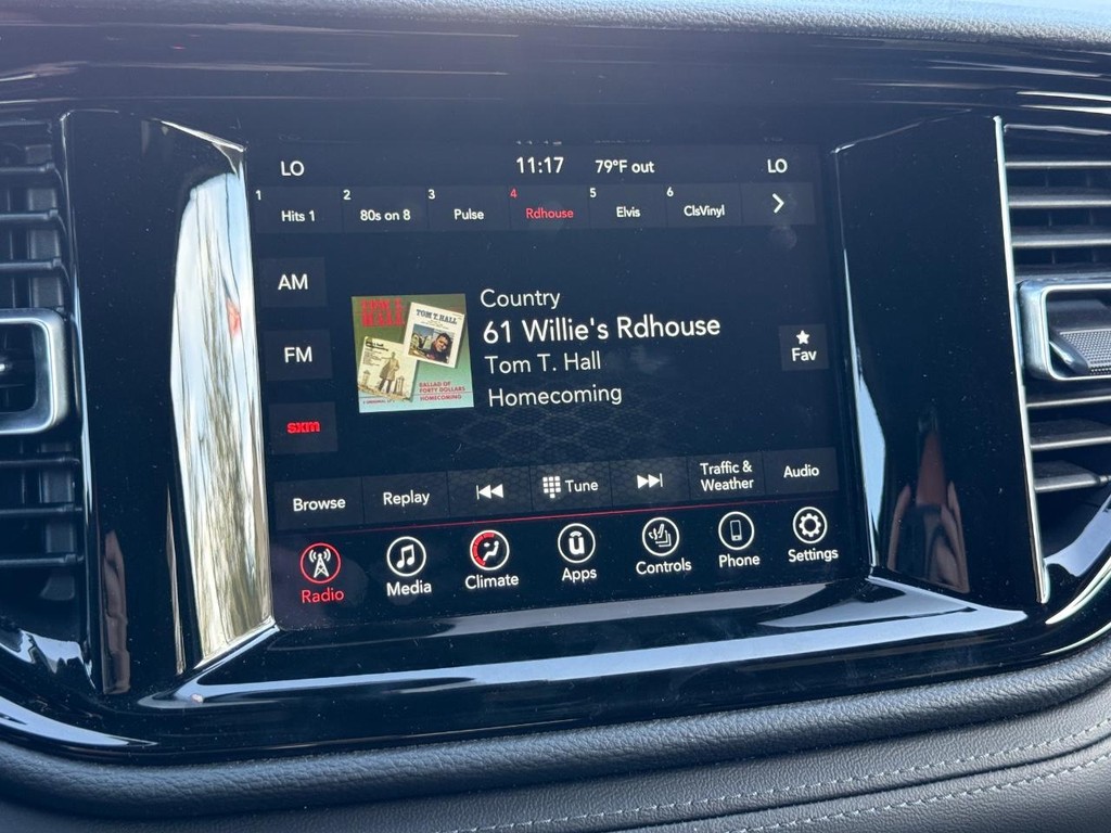 Dodge Durango Vehicle Full-screen Gallery Image 17