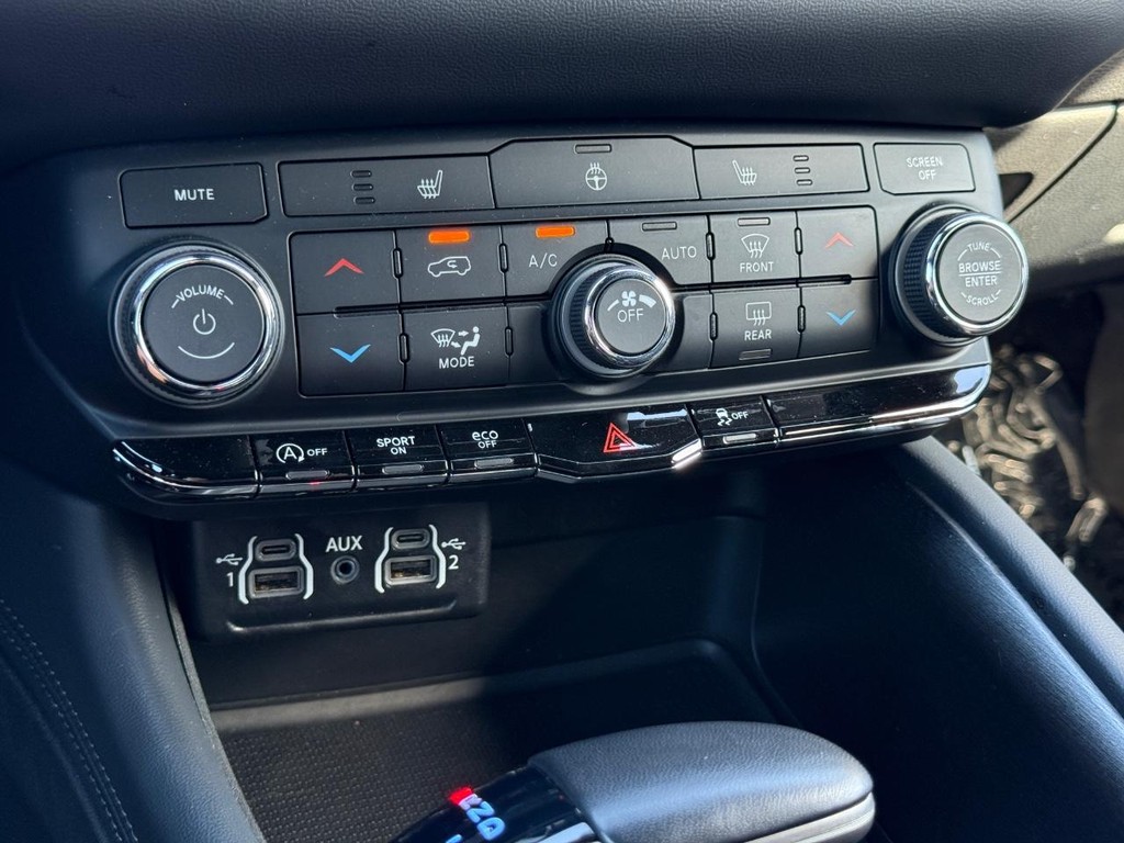 Dodge Durango Vehicle Full-screen Gallery Image 20