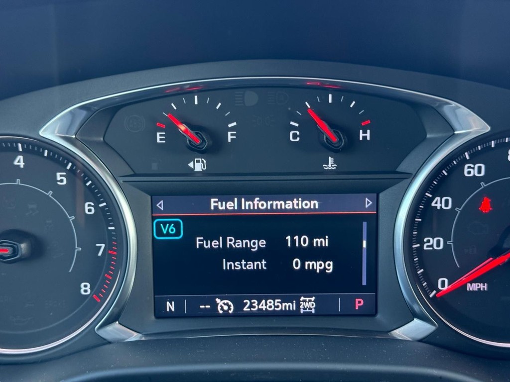 GMC Acadia Vehicle Full-screen Gallery Image 23