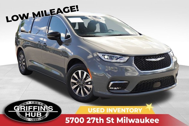more details - chrysler pacifica