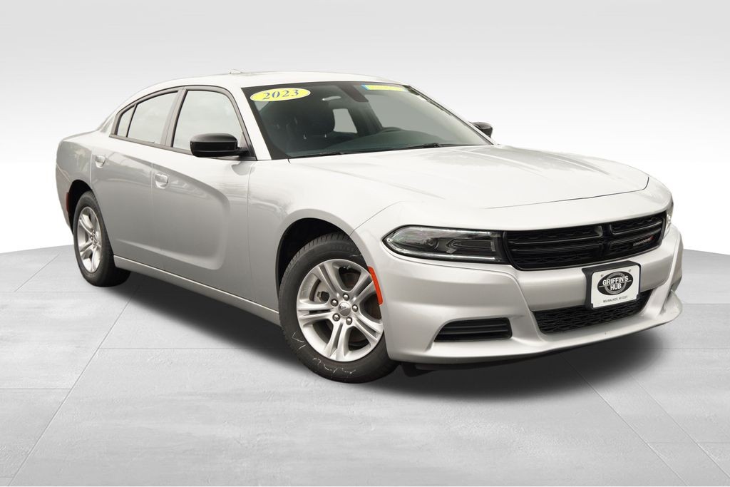 Dodge Charger Vehicle Full-screen Gallery Image 02