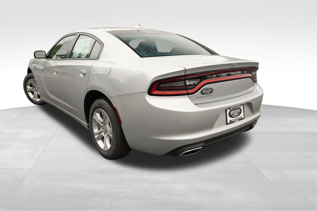 Dodge Charger Vehicle Full-screen Gallery Image 04