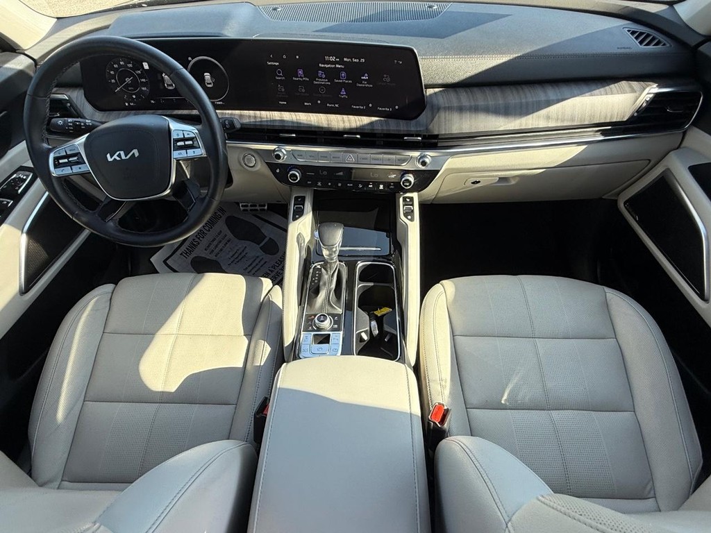 Kia Telluride Vehicle Full-screen Gallery Image 10