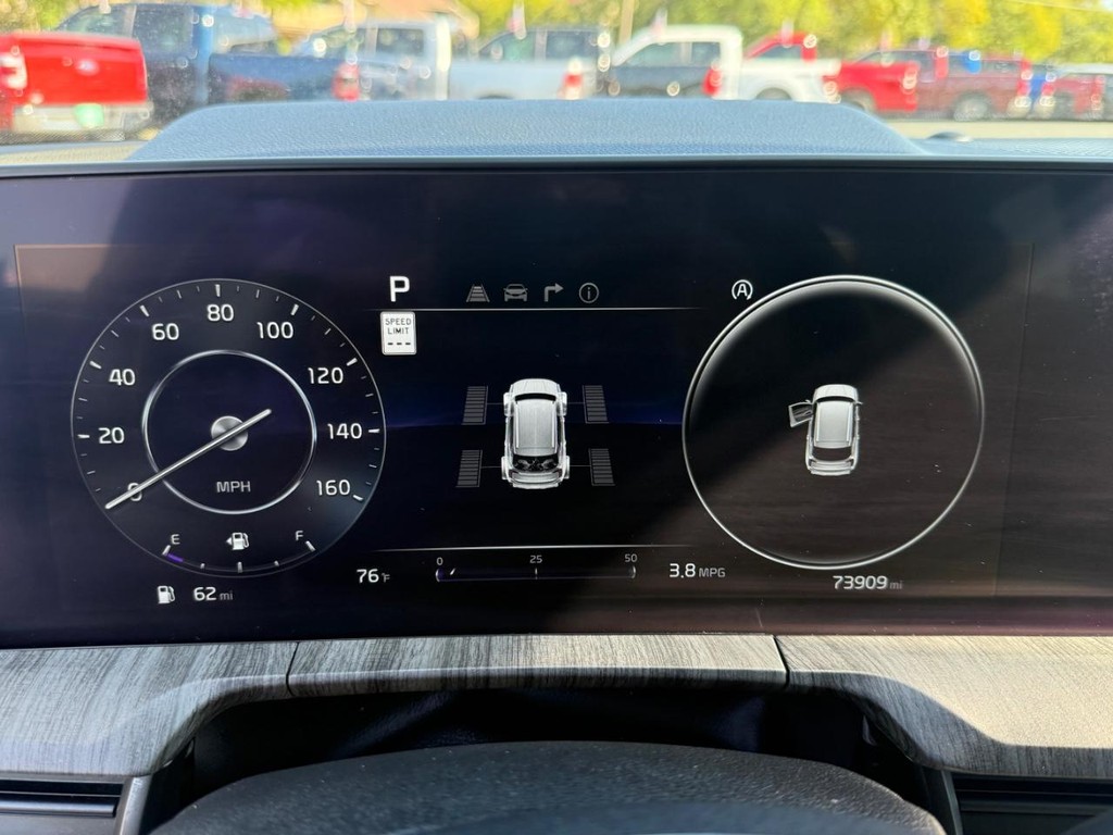 Kia Telluride Vehicle Full-screen Gallery Image 19