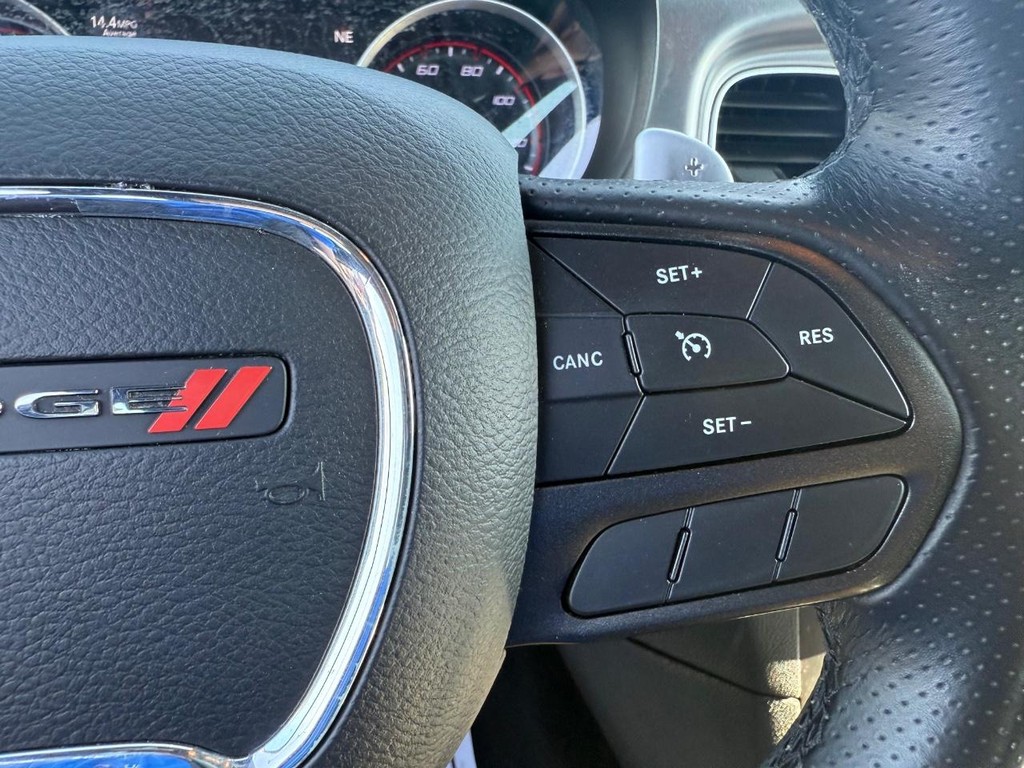 Dodge Charger Vehicle Full-screen Gallery Image 16