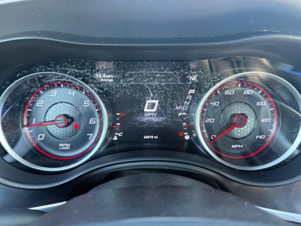 Dodge Charger Vehicle Full-screen Gallery Image 20