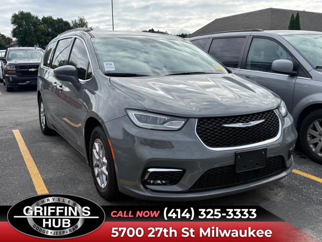 more details - chrysler pacifica