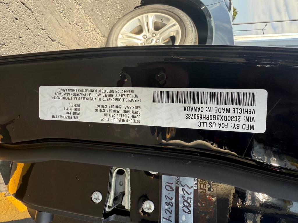 Dodge Charger Vehicle Full-screen Gallery Image 26