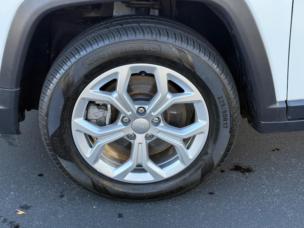 Jeep Compass Vehicle Full-screen Gallery Image 08