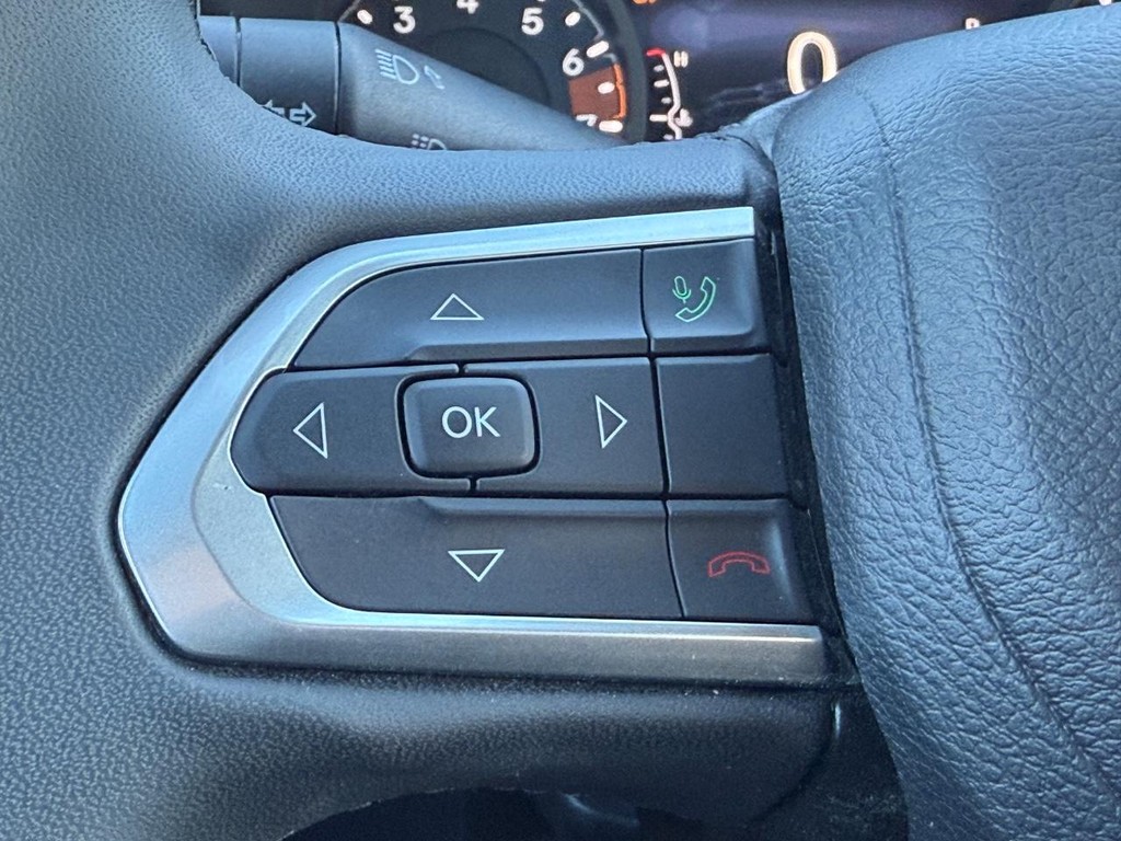 Jeep Compass Vehicle Full-screen Gallery Image 14