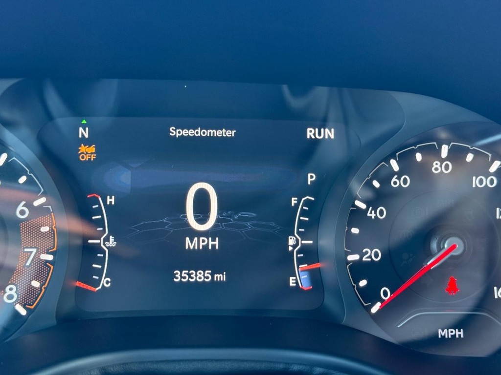 Jeep Compass Vehicle Full-screen Gallery Image 22