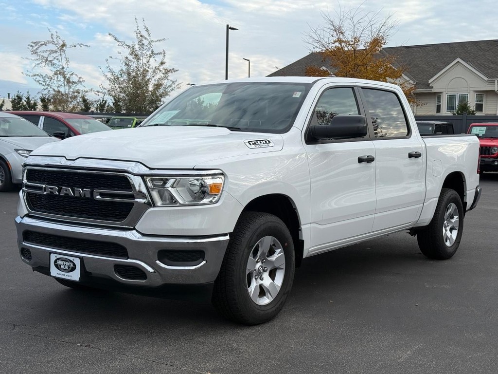 Ram 1500 Vehicle Full-screen Gallery Image 09