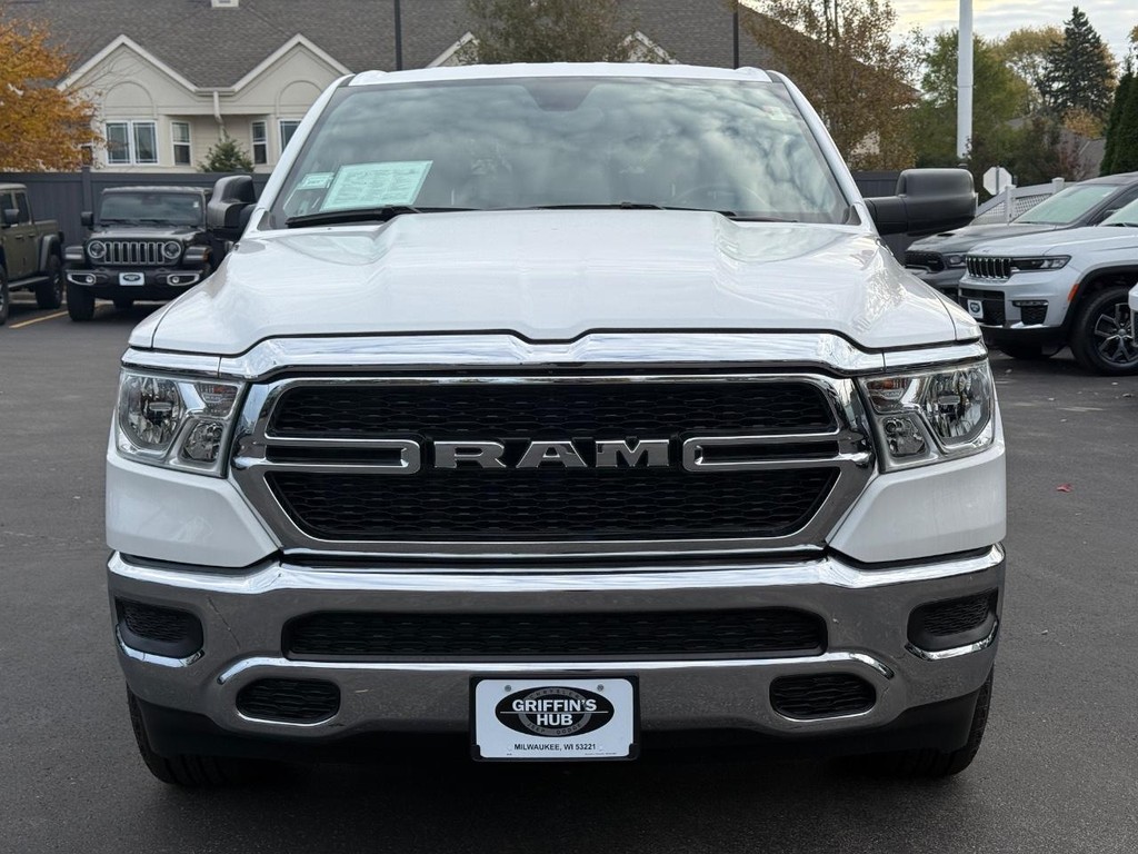 Ram 1500 Vehicle Full-screen Gallery Image 10