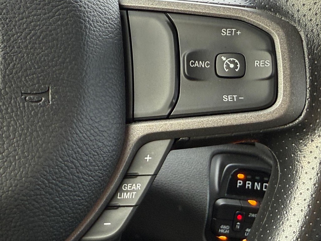 Ram 1500 Vehicle Full-screen Gallery Image 15