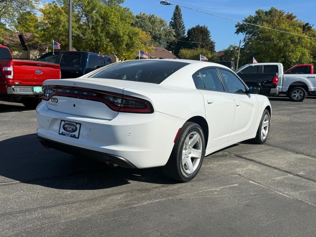 Dodge Charger Vehicle Full-screen Gallery Image 06