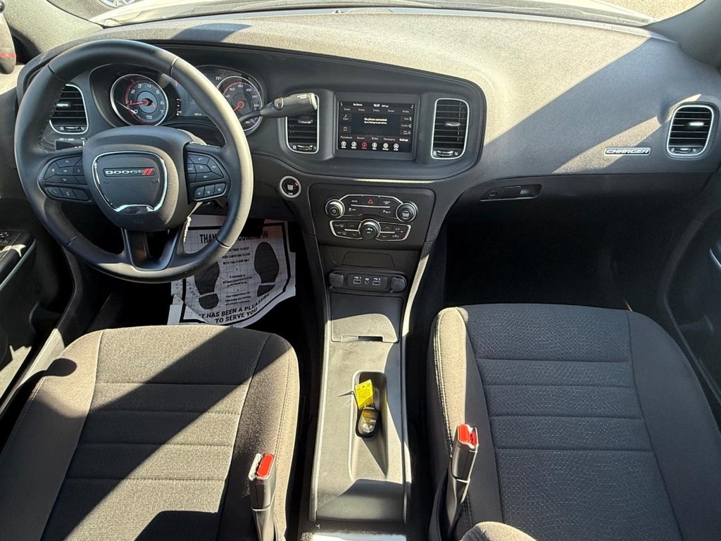 Dodge Charger Vehicle Full-screen Gallery Image 11