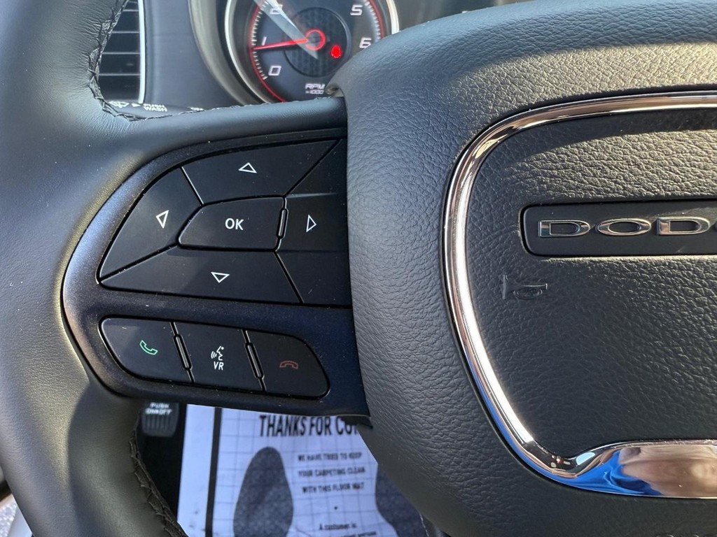 Dodge Charger Vehicle Full-screen Gallery Image 17